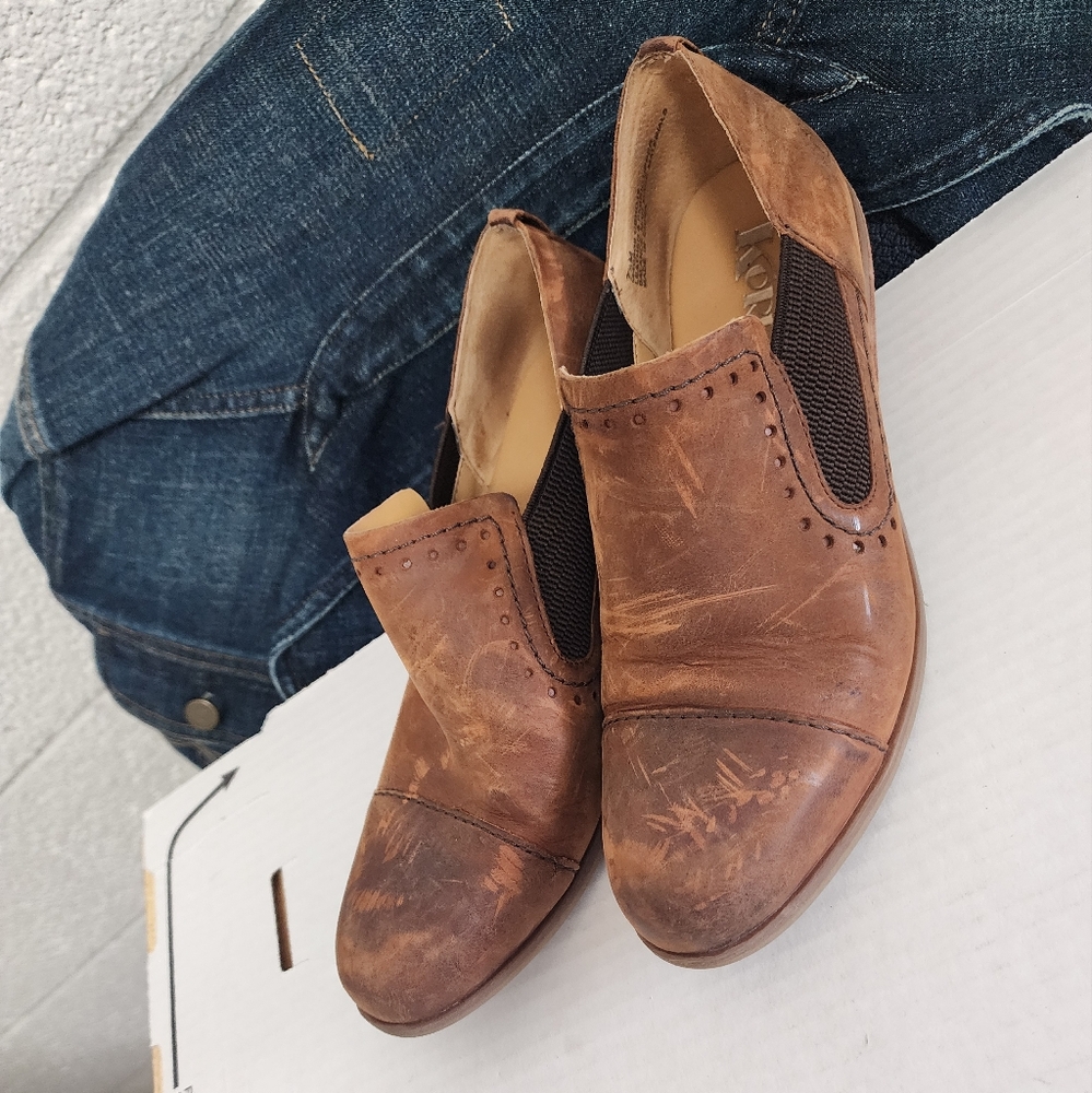 KORKS-Ease 7.5 M Shoes Korks Brown Leather Slip On Cap Toe Gertrude Boho Artsy